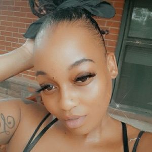 Meet your Posher, Shayla